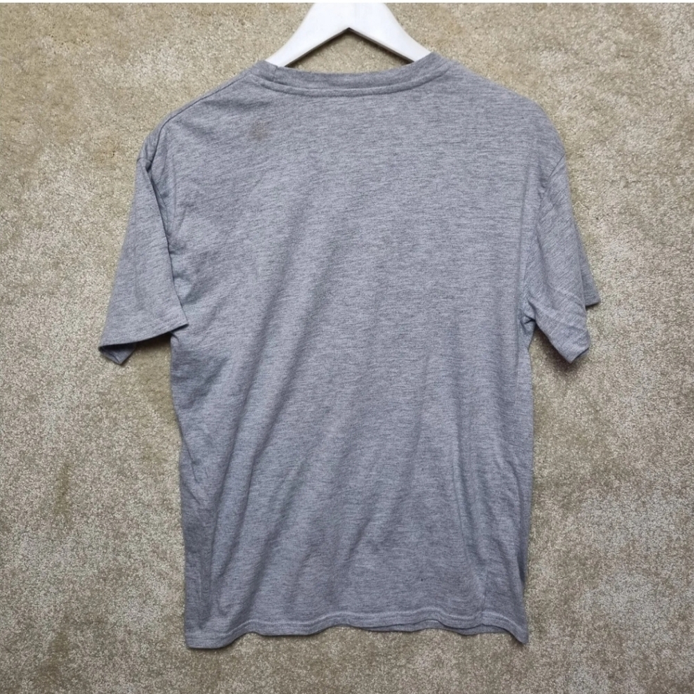 Levi's T Shirt Mens Medium Grey Red Logo Housemark Stretch Jersey - Picture 3 of 6